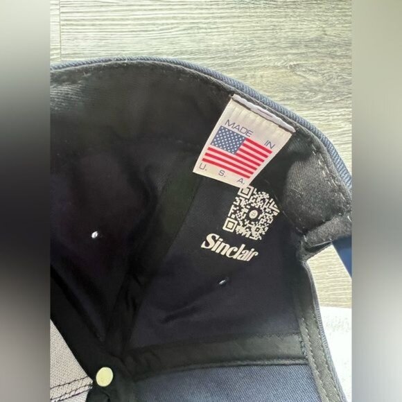 Sinclair Global Fitted Hat in Navy - Picture 3 of 3